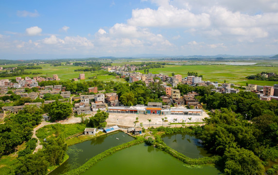 七部門(mén)：加強(qiáng)農(nóng)村公共廁所建設(shè)和管理，統(tǒng)籌推進(jìn)農(nóng)村廁所建設(shè)與生活污水處理