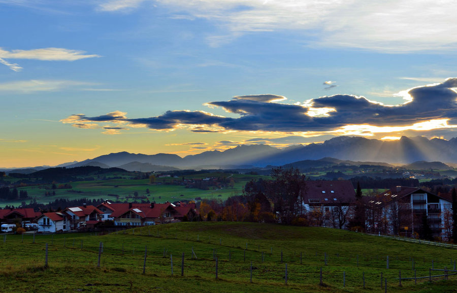 他山之石丨德國(guó)鄉(xiāng)村綠色低碳轉(zhuǎn)型：對(duì)中國(guó)縣域綠色低碳轉(zhuǎn)型有何啟示？