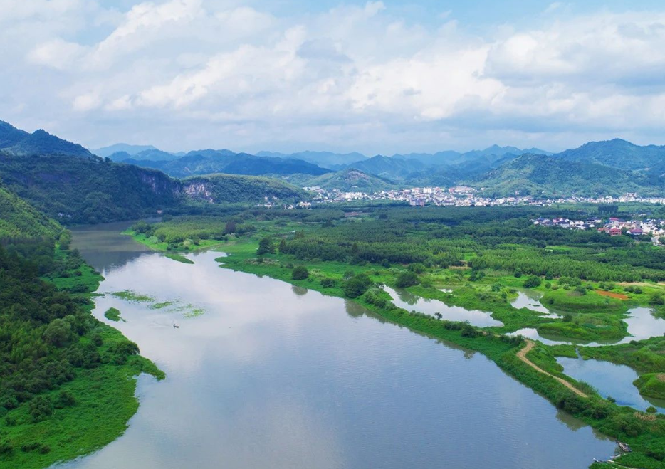 農(nóng)業(yè)農(nóng)村部辦公廳關(guān)于開(kāi)展第四批國(guó)家農(nóng)業(yè)綠色發(fā)展先行區(qū)創(chuàng)建工作的通知