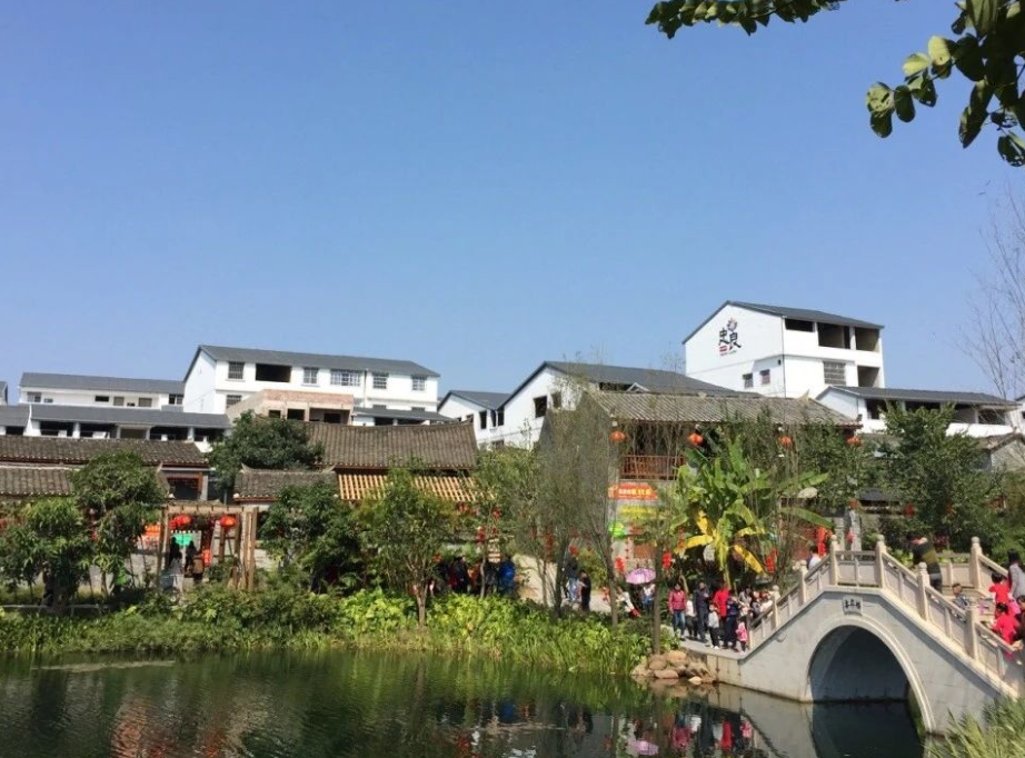 杭州擬推進(jìn)以縣城為重要載體的城鎮(zhèn)化建設(shè)，加快補(bǔ)齊環(huán)境衛(wèi)生等短板