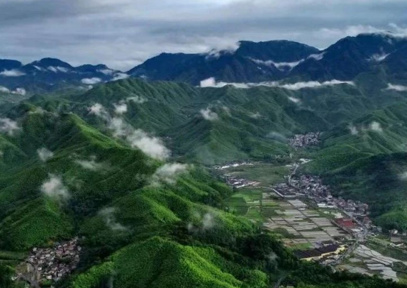 到2030年，碳排放統(tǒng)計核算體系構(gòu)建完成！8部門聯(lián)合印發(fā)《完善碳排放統(tǒng)計核算體系工作方案》